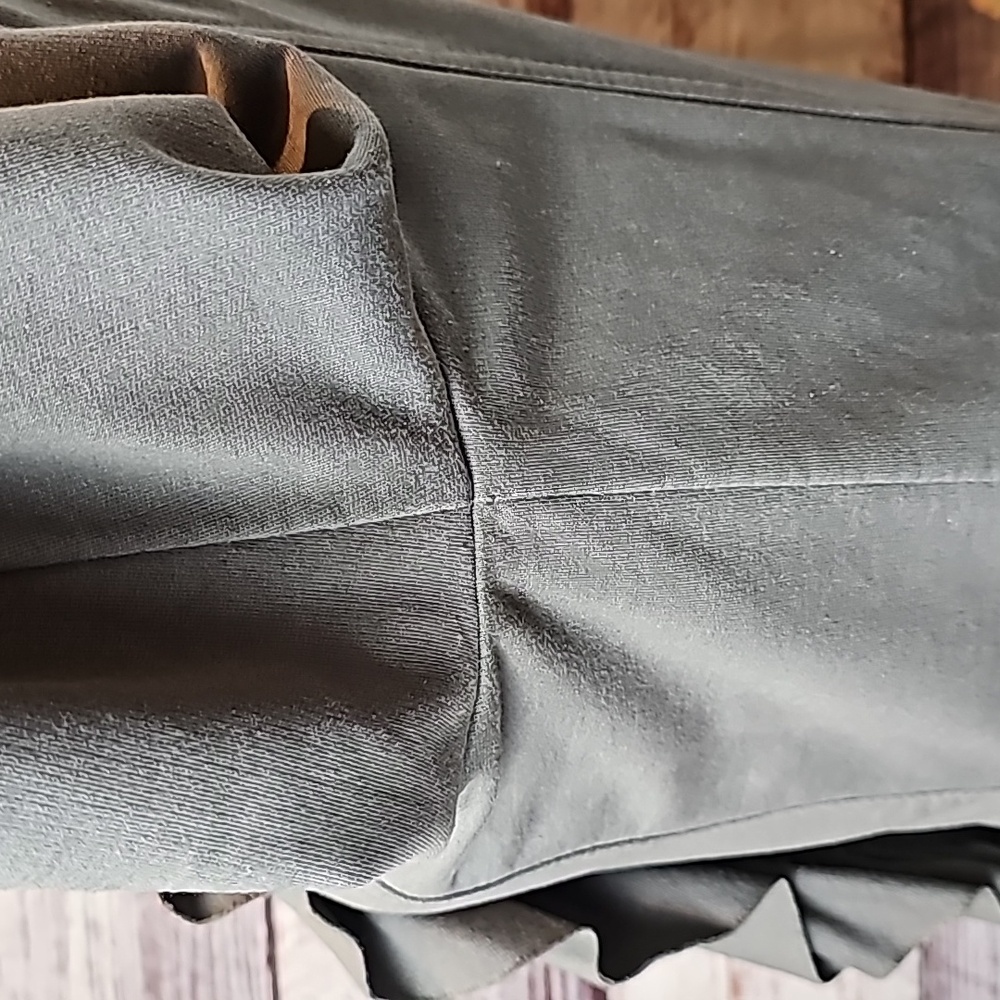 KUT FROM THE KLOTH CAMO GREEN LONG SLEEVE RUFFLE BUTTON-UP JACKET - Picture 8 of 16